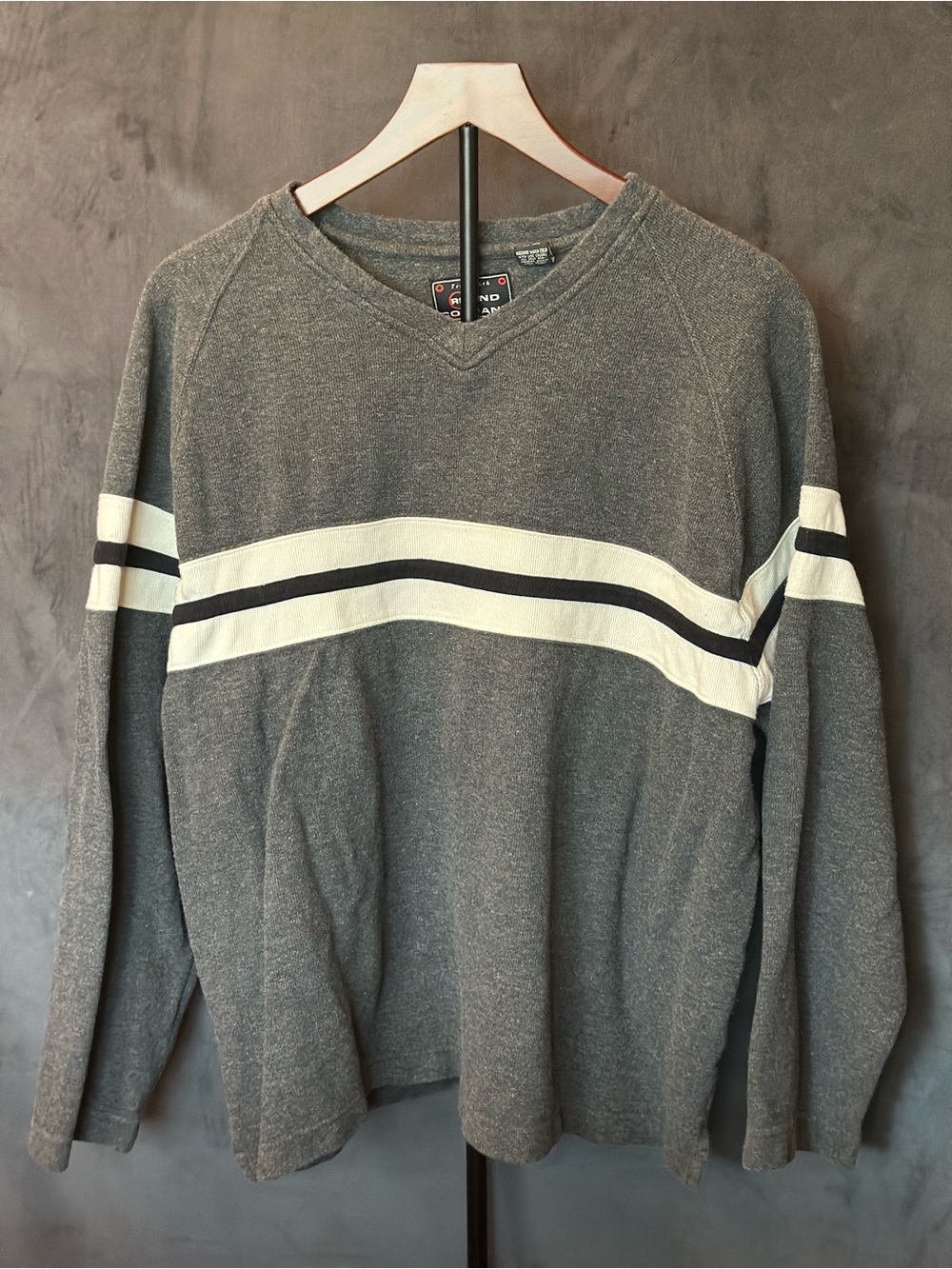 Men's V-Neck Striped Knit Sweater in Gray
